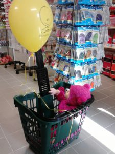 A legfiatalabb vásárló a Smile lufiboltban